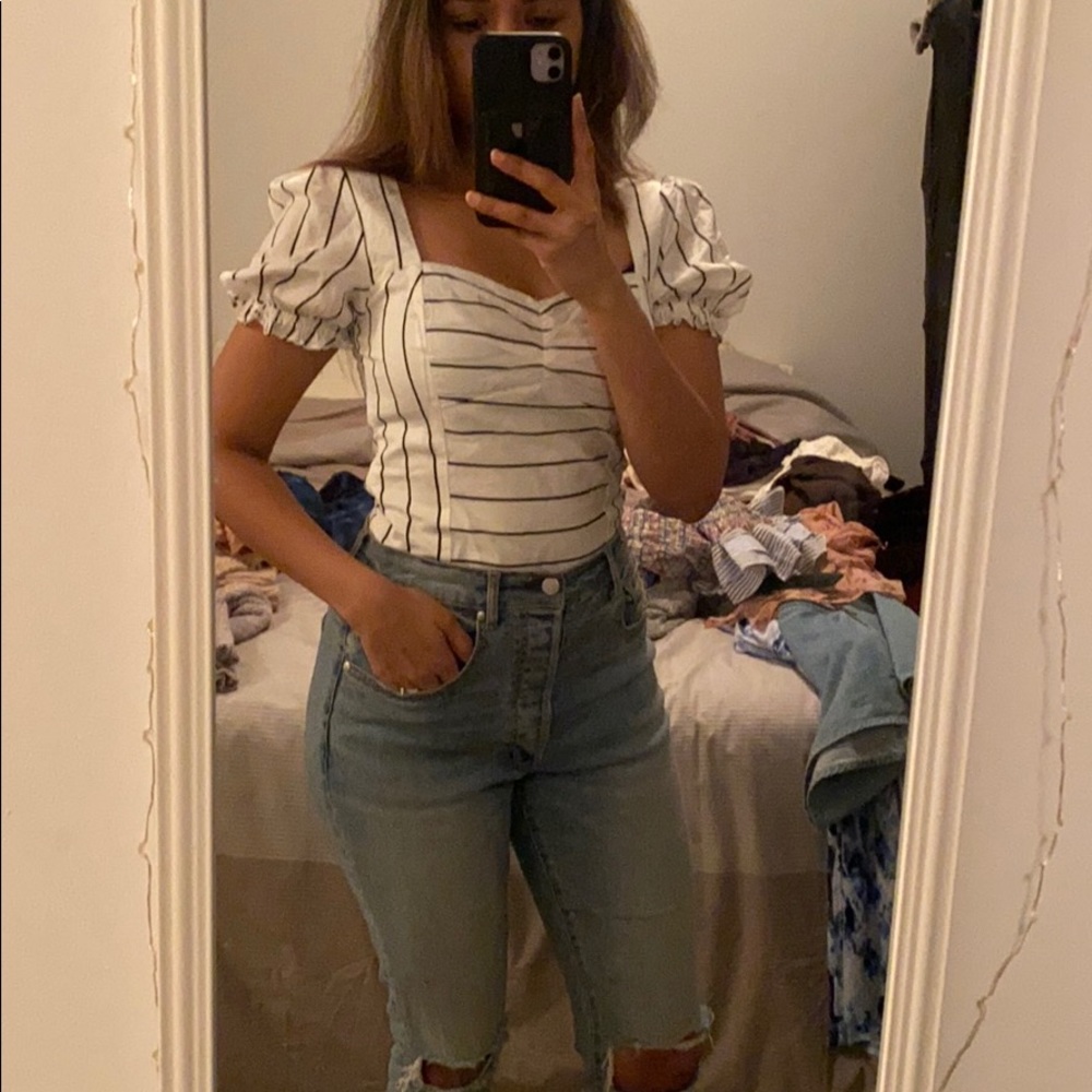 Forever 21 cute white and black striped top